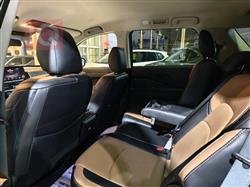 نیسان پاسفایندەر